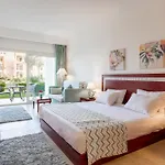 Oyster Bay Beach Resort