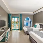 Sunrise Garden Beach Resort