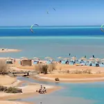 Joynant-Gouna Kite Road-2Room Mangroovy Free Beach Access - Pool View-