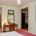Pyramids Tower Inn