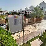 Fun & Sun Naama Waves