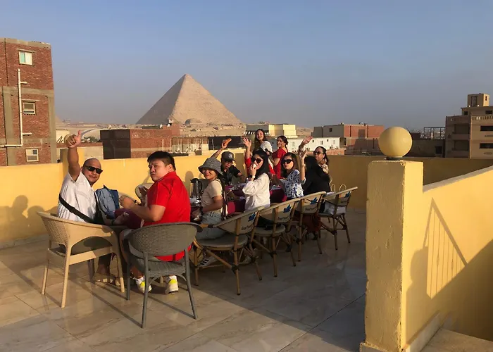 Grand Pyramid View Hotel