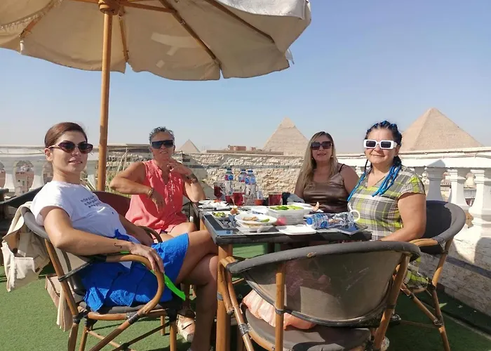 Pyramids International Inn