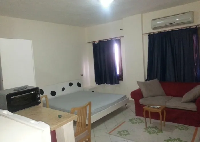 Criss Haya Apartments