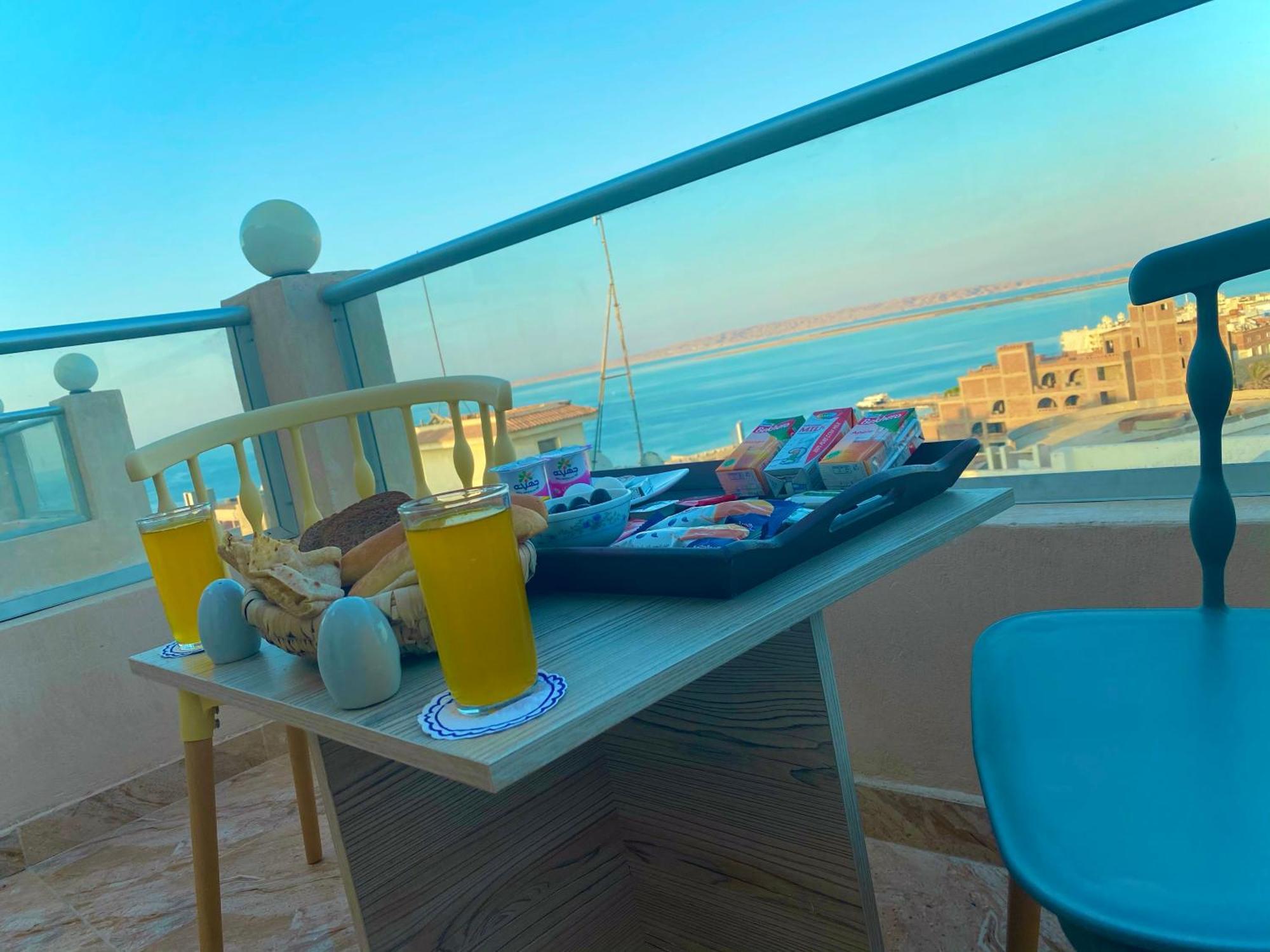 Aparthotel Charbel 3*