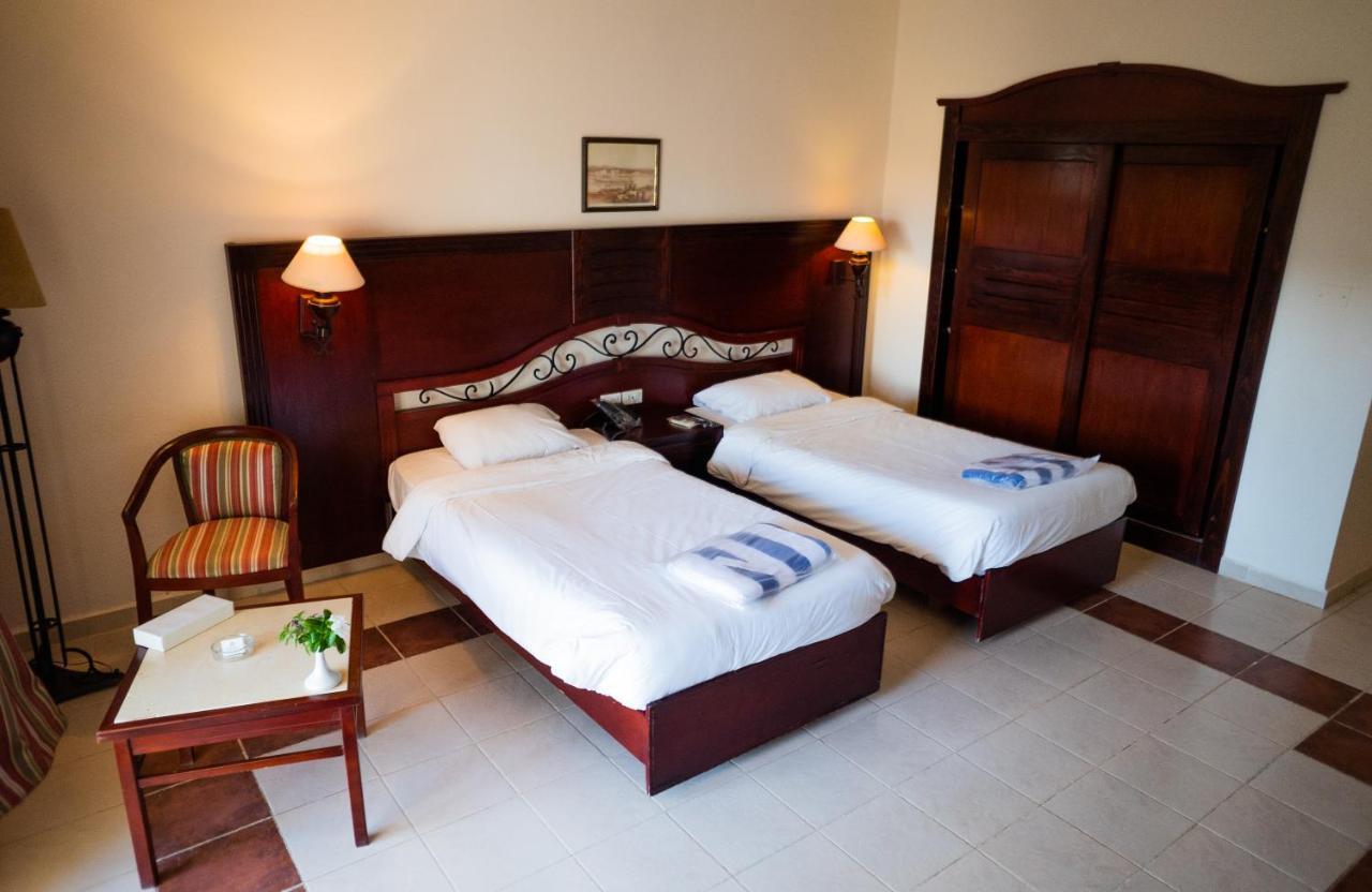Brayka Bay Reef 4*