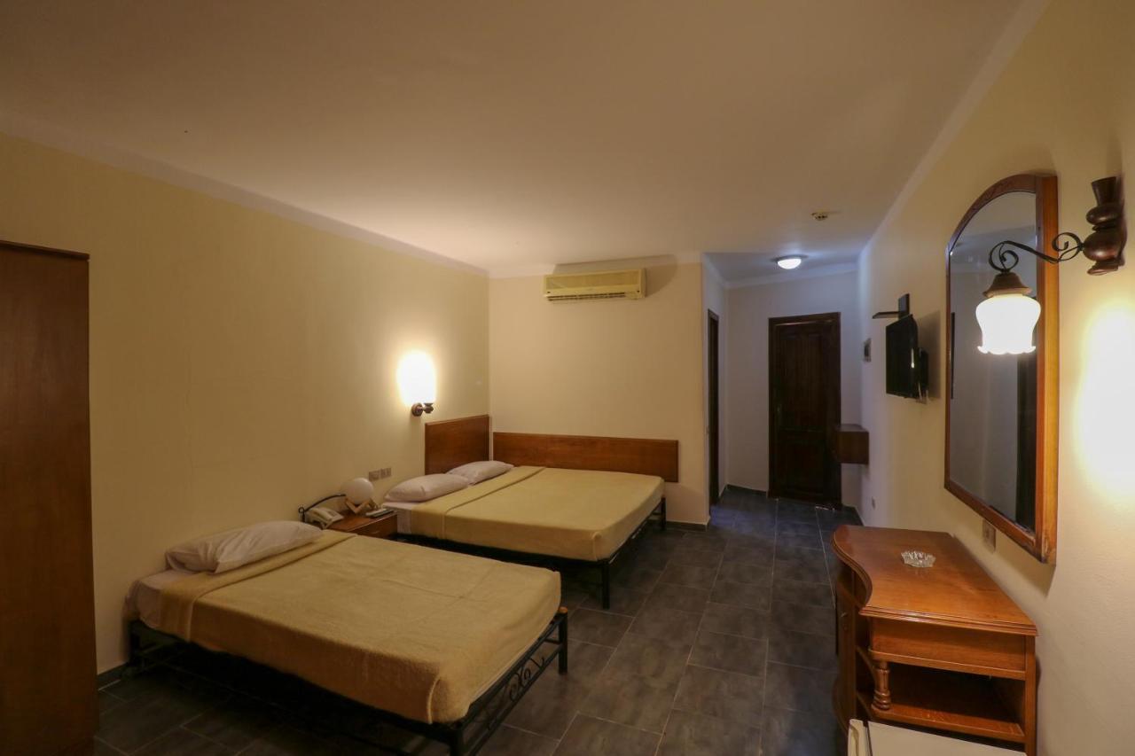 Panda Hotel