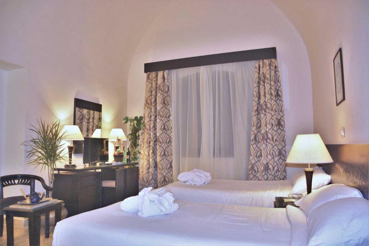 Rohanou Resort