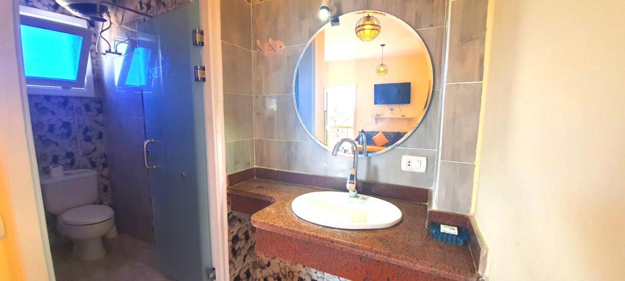 Otel Neptune *