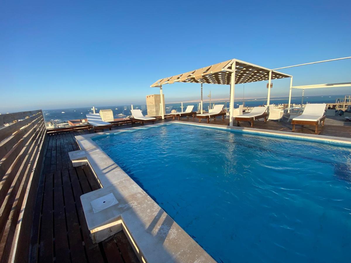 Aparthotel Charbel 3*