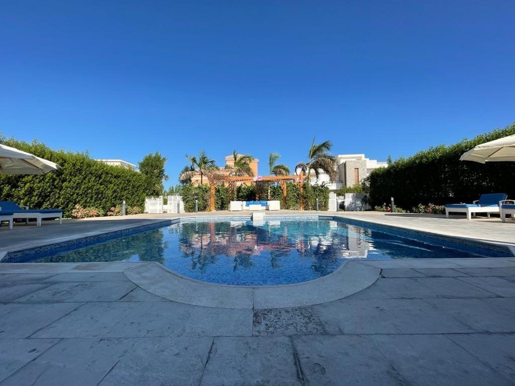 Luxury With Pool In Hurghada