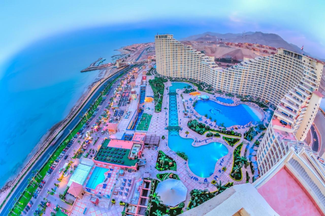 Porto Sokhna Family Only Resort