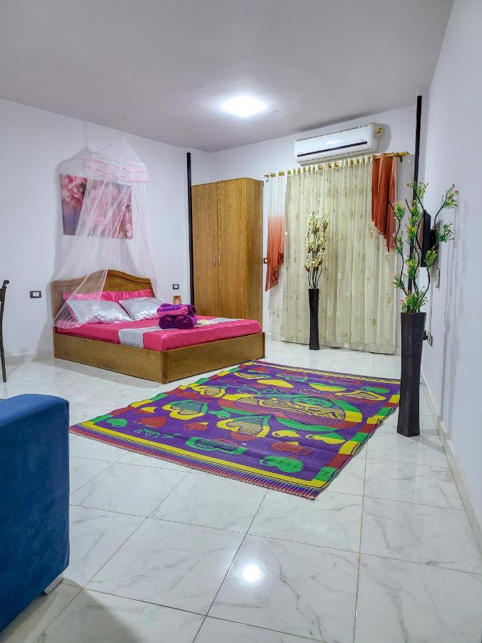 Place Of Dreams Near The Sea Redsealine