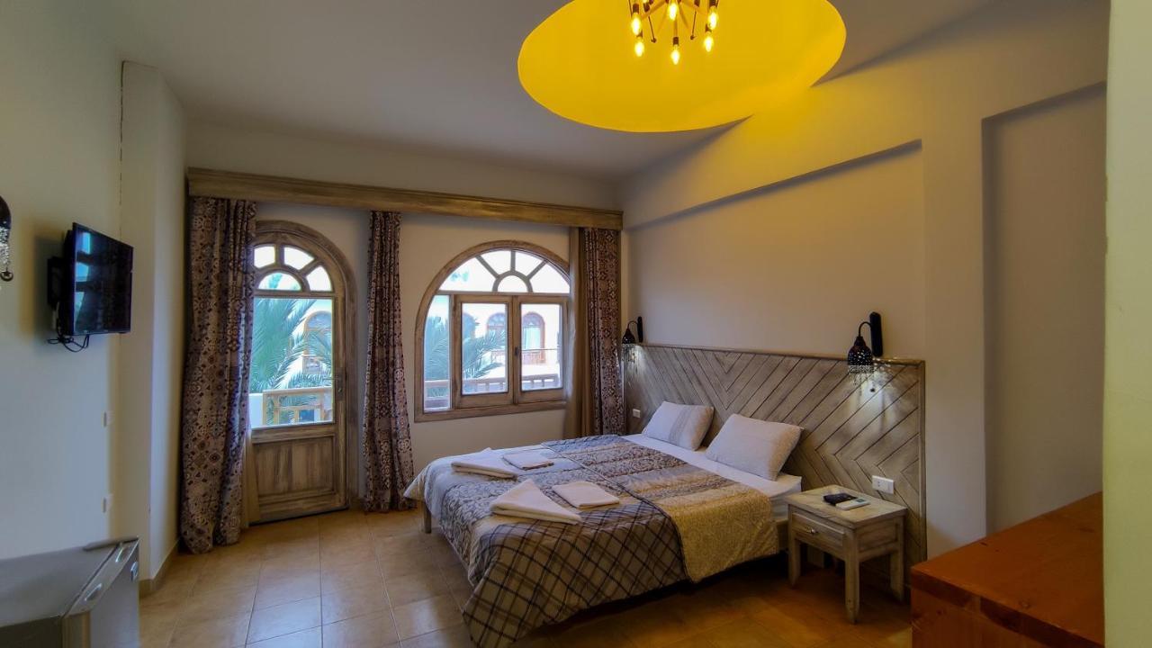 Shams & Dive Centre Hostel