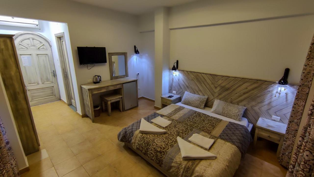 Hostel Shams & Dive Centre