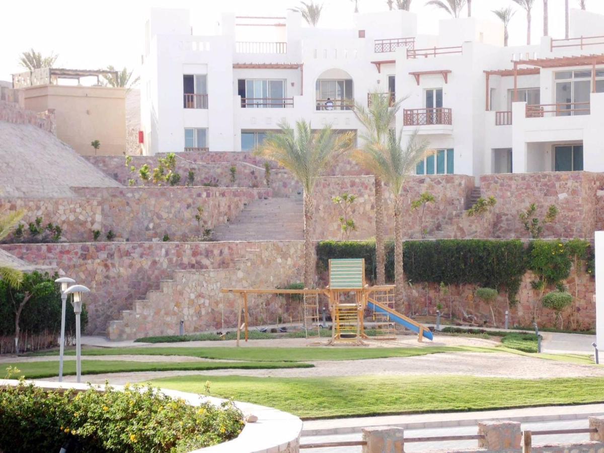 Azzurra Aparthotel