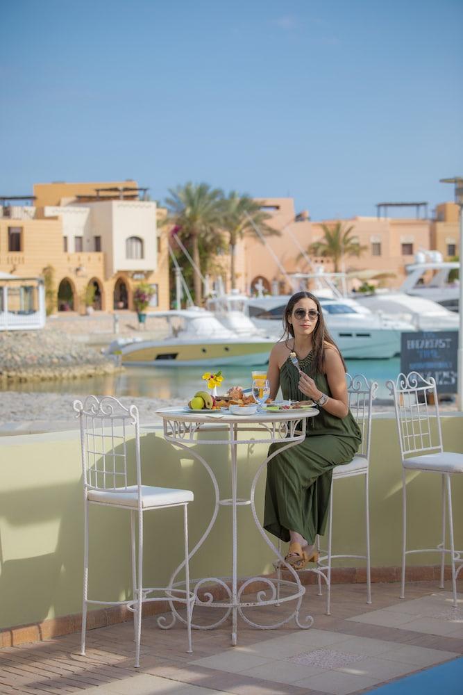 Ali Pasha Complex 4*