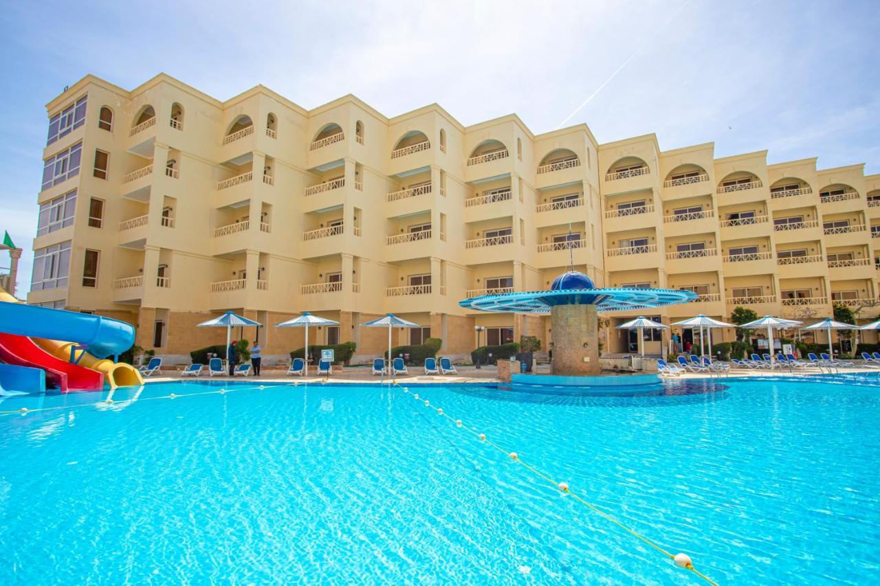 Amc Royal & Spa Resort
