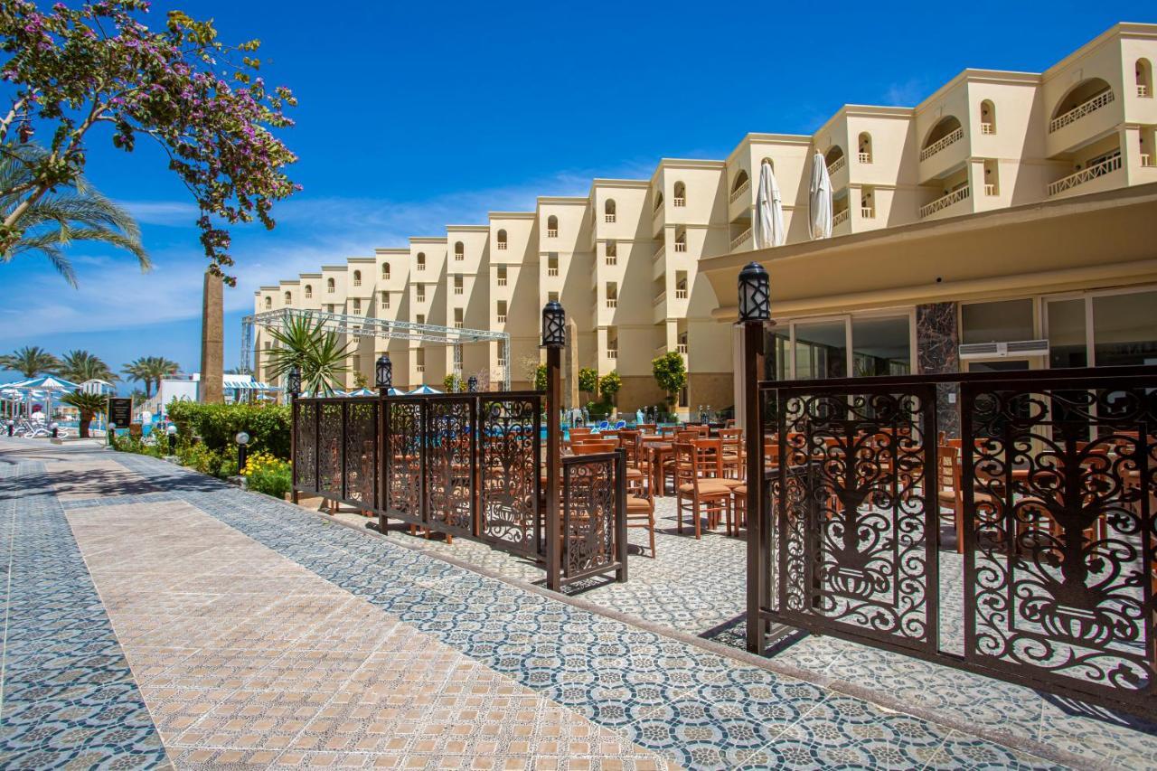 Resort Amc Royal & Spa 5*