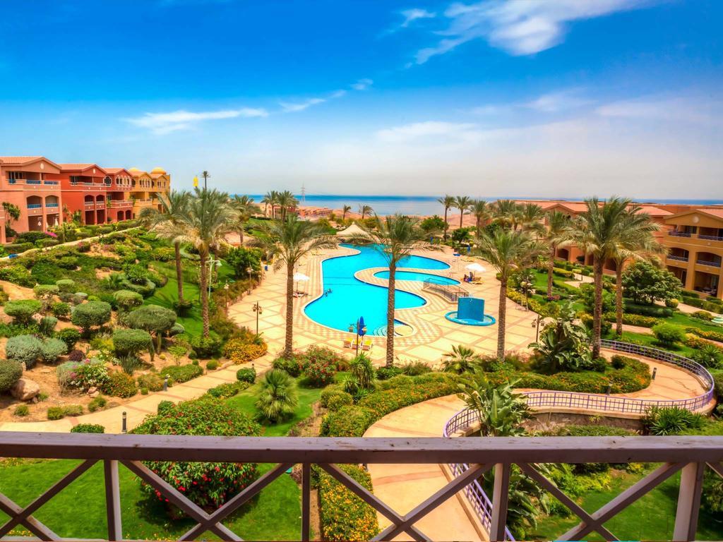 Porto Sokhna Family Only Resort