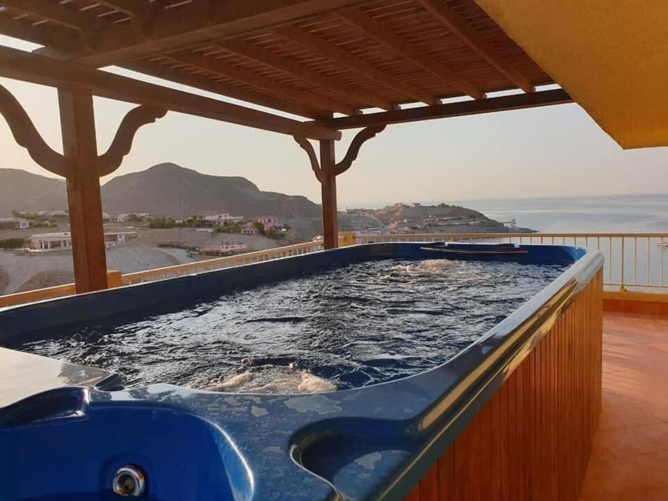 Pentahouse Porto Sokhna بنتهاوس اهرامات السخنه Hotel de apartamente