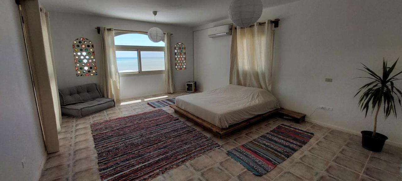 The White Villa