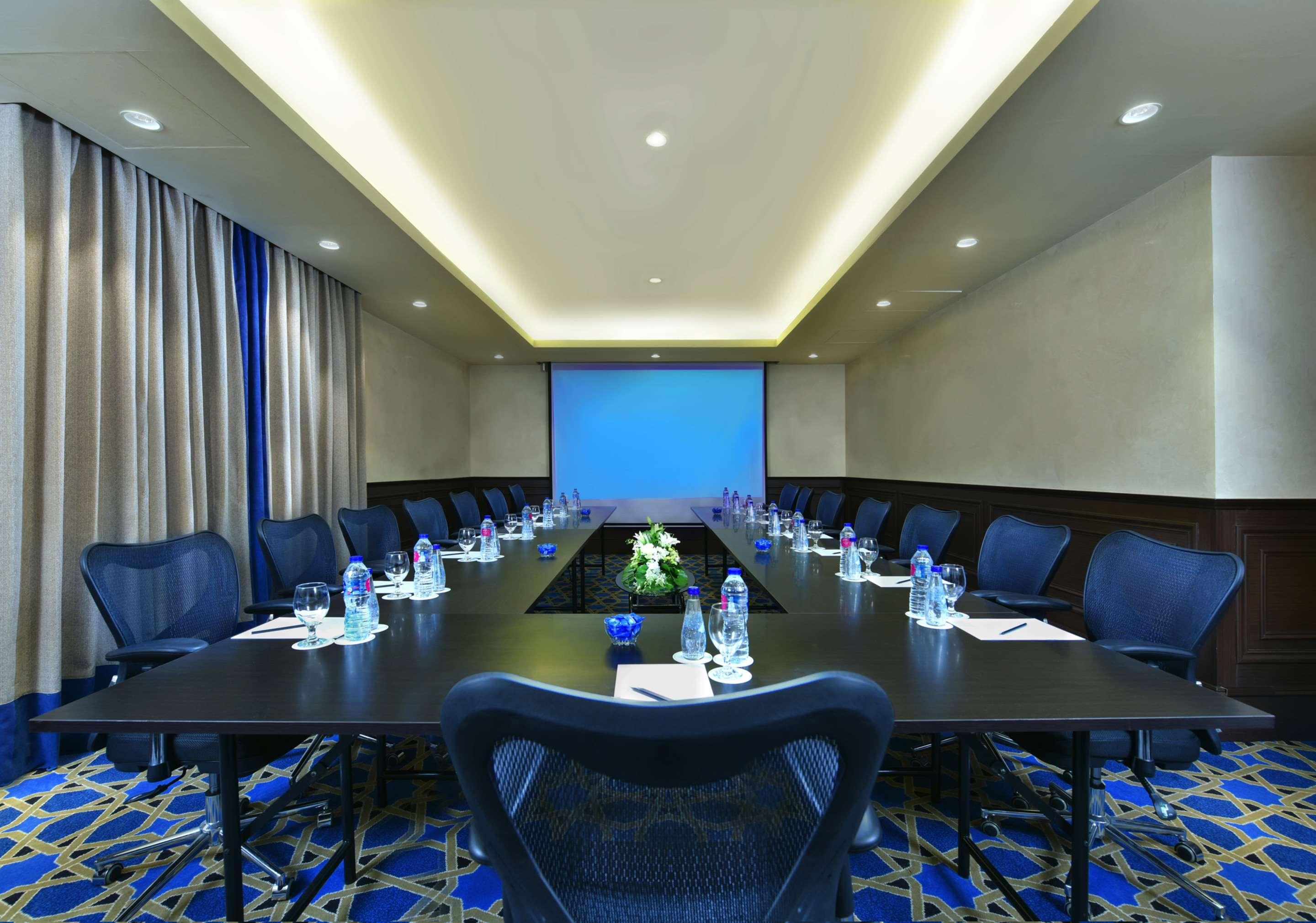 Steigenberger Alcazar 5*