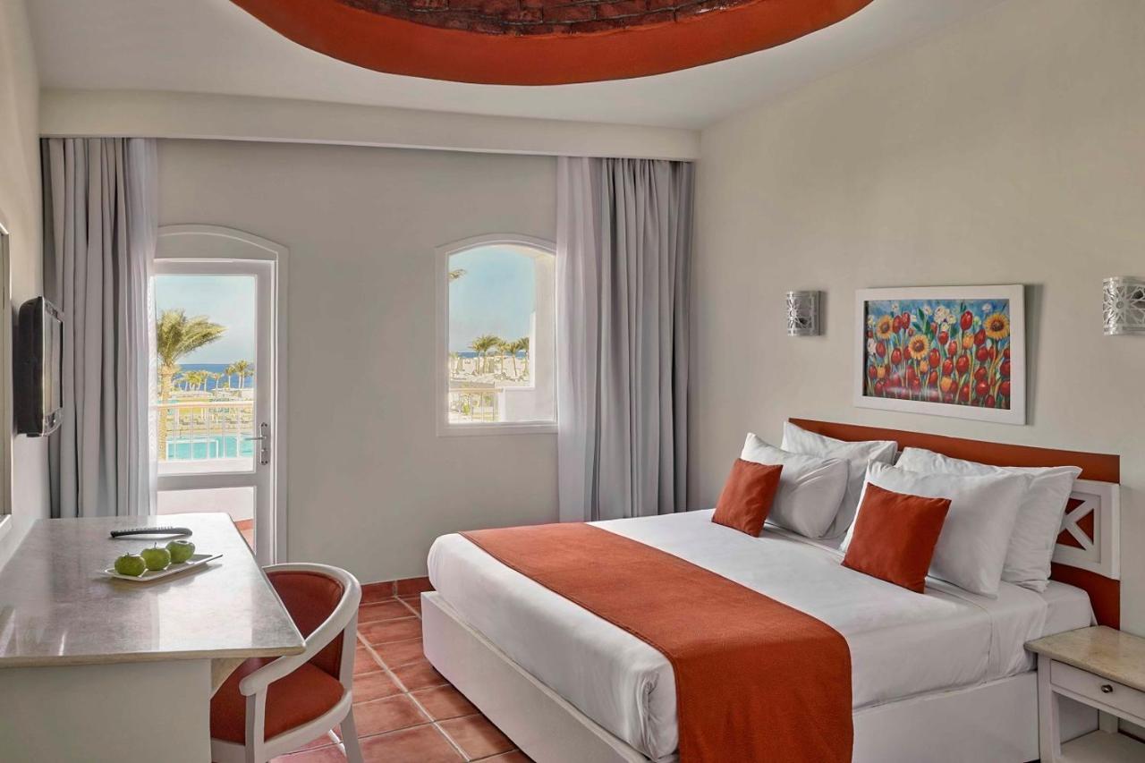 Jaz Neo Reef Marsa 4* Coraya Bay