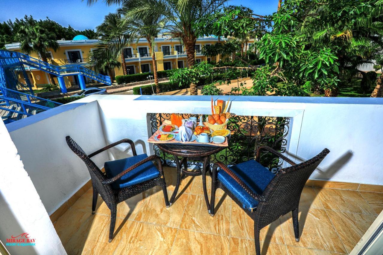 Mirage Bay & Aqua Park 4*