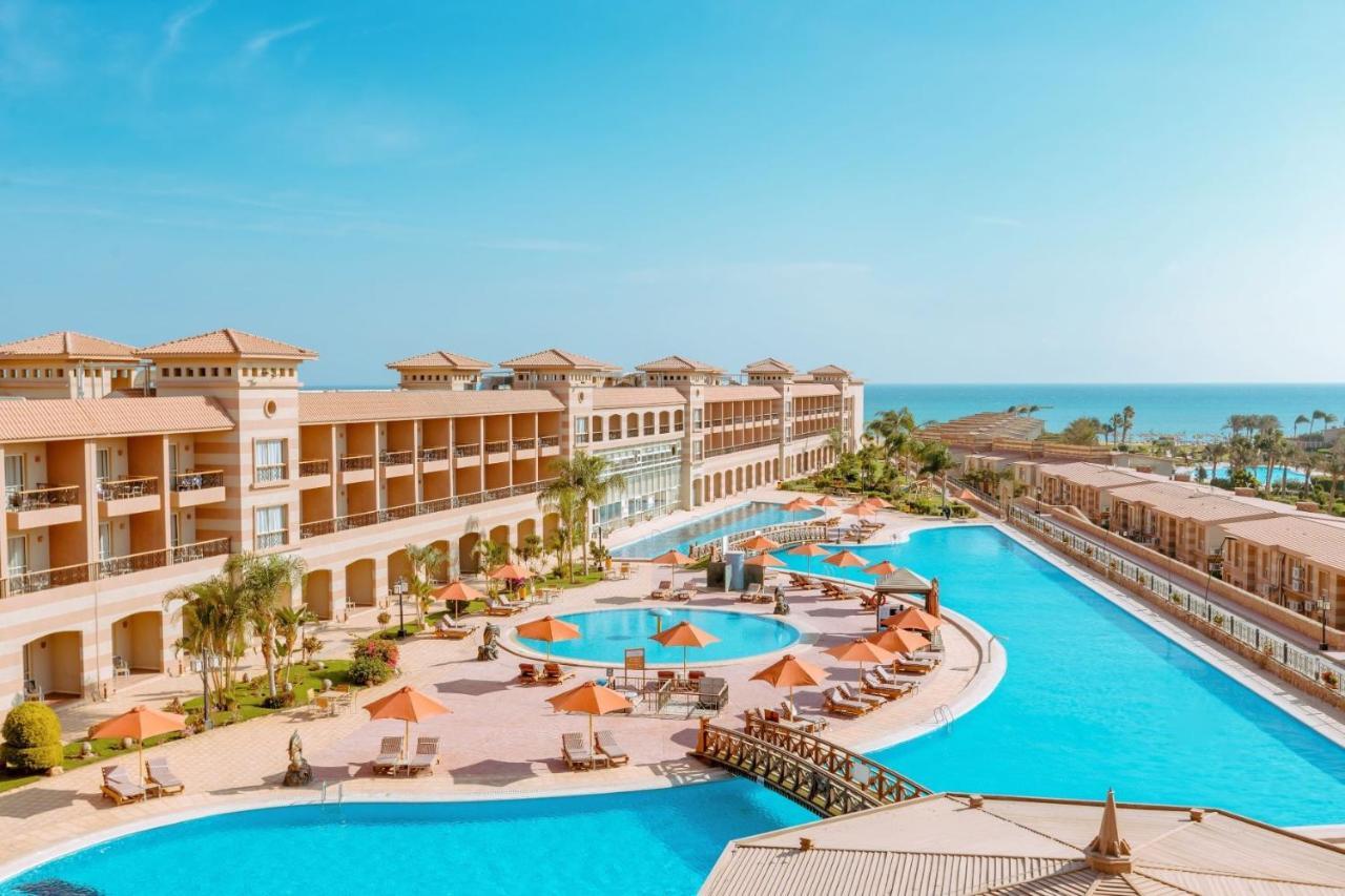 Coral Sea And Aqua Park