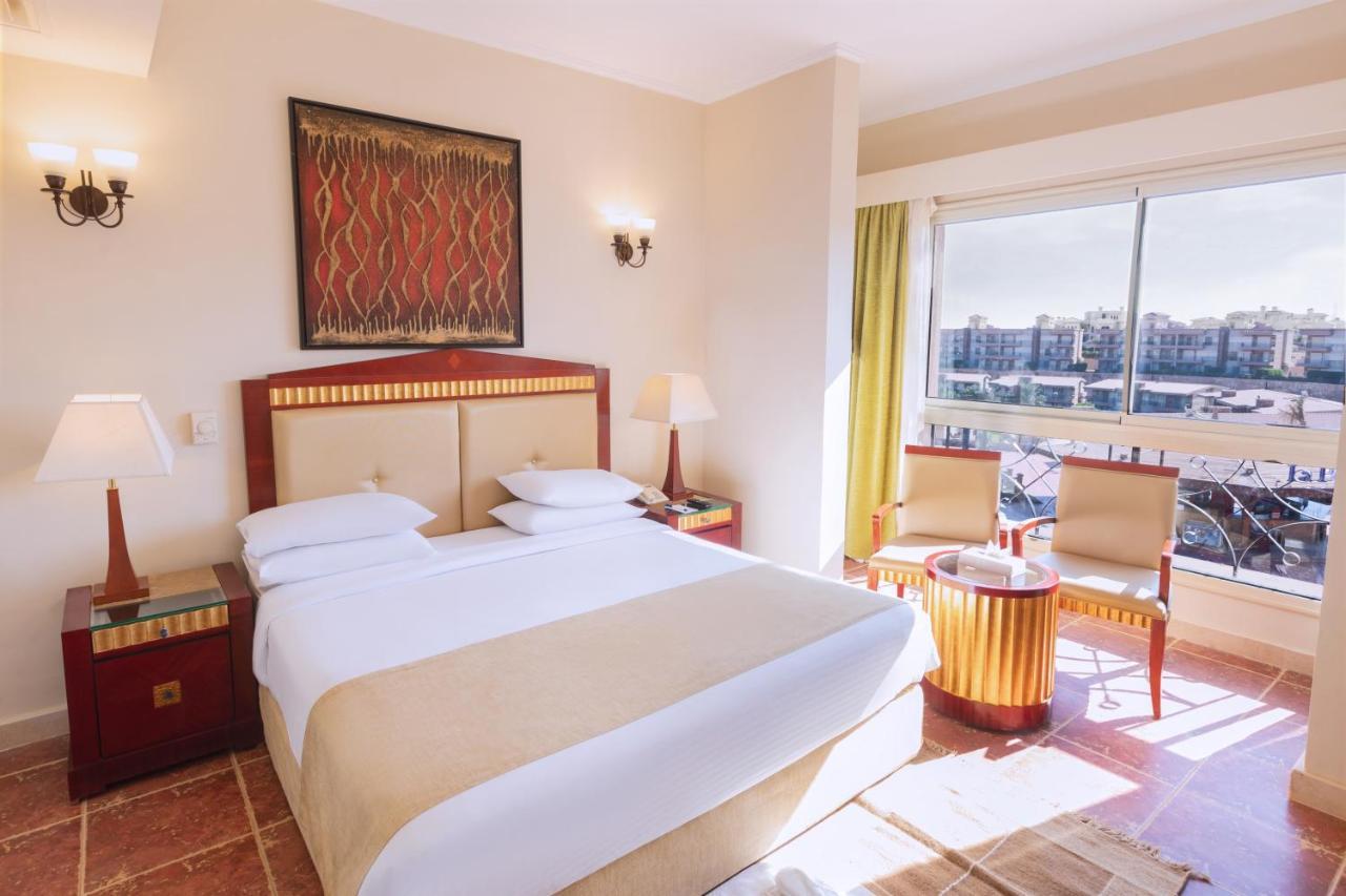 Resort Coral Sea And Aqua Park Ain Suchna