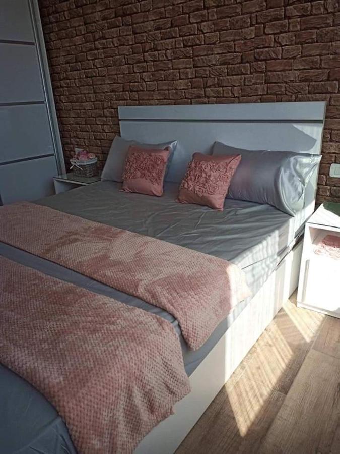 Alena Lempachova Apartment *