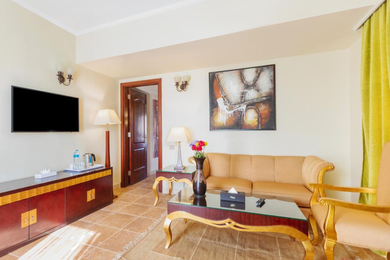 Coral Sea And Aqua Park Resort 4*