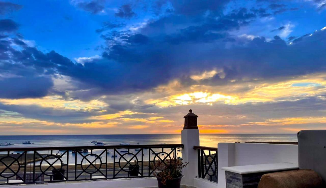Pensiune Sea View House