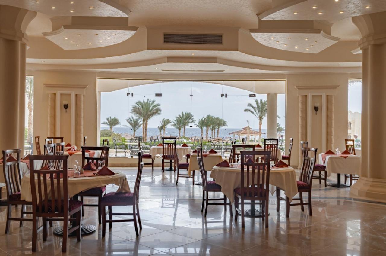 Coral Hills & 4*