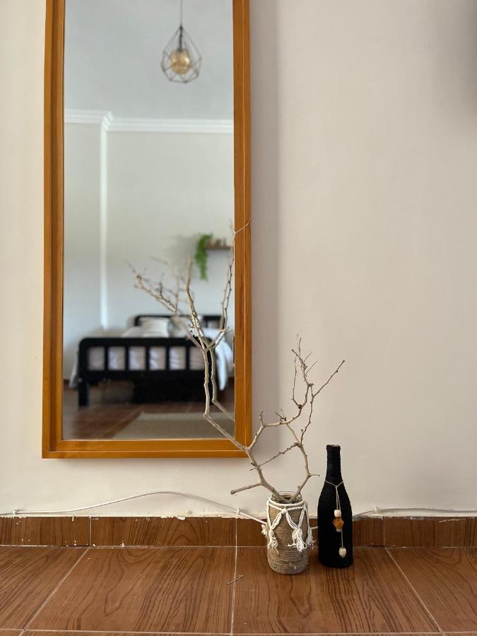 La Casa Guest house *