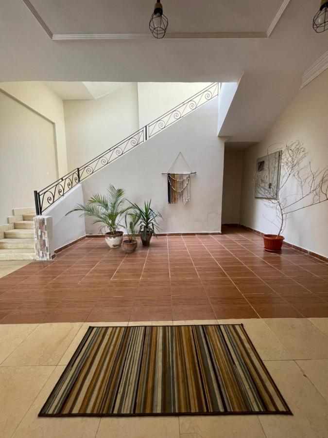La Casa Guest house *