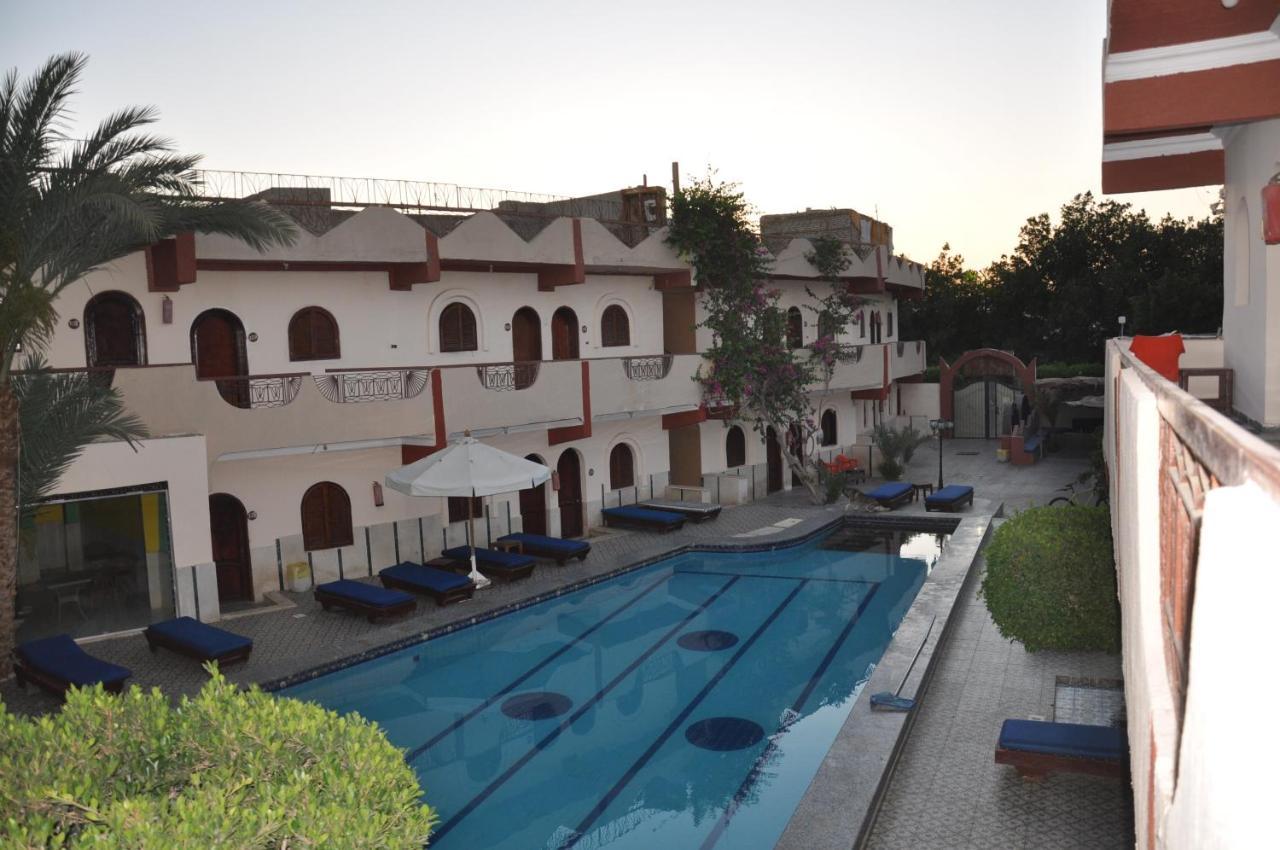 Plaza Resort 3*