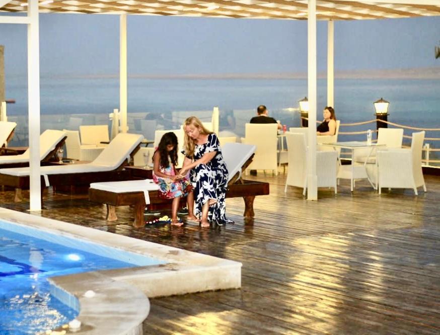 Aparthotel Charbel 3*