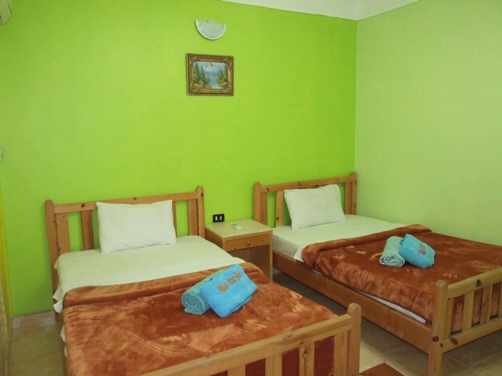 Resort Plaza 3*