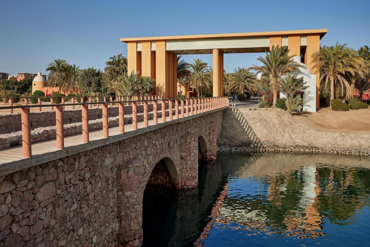Sheraton Miramar Complex