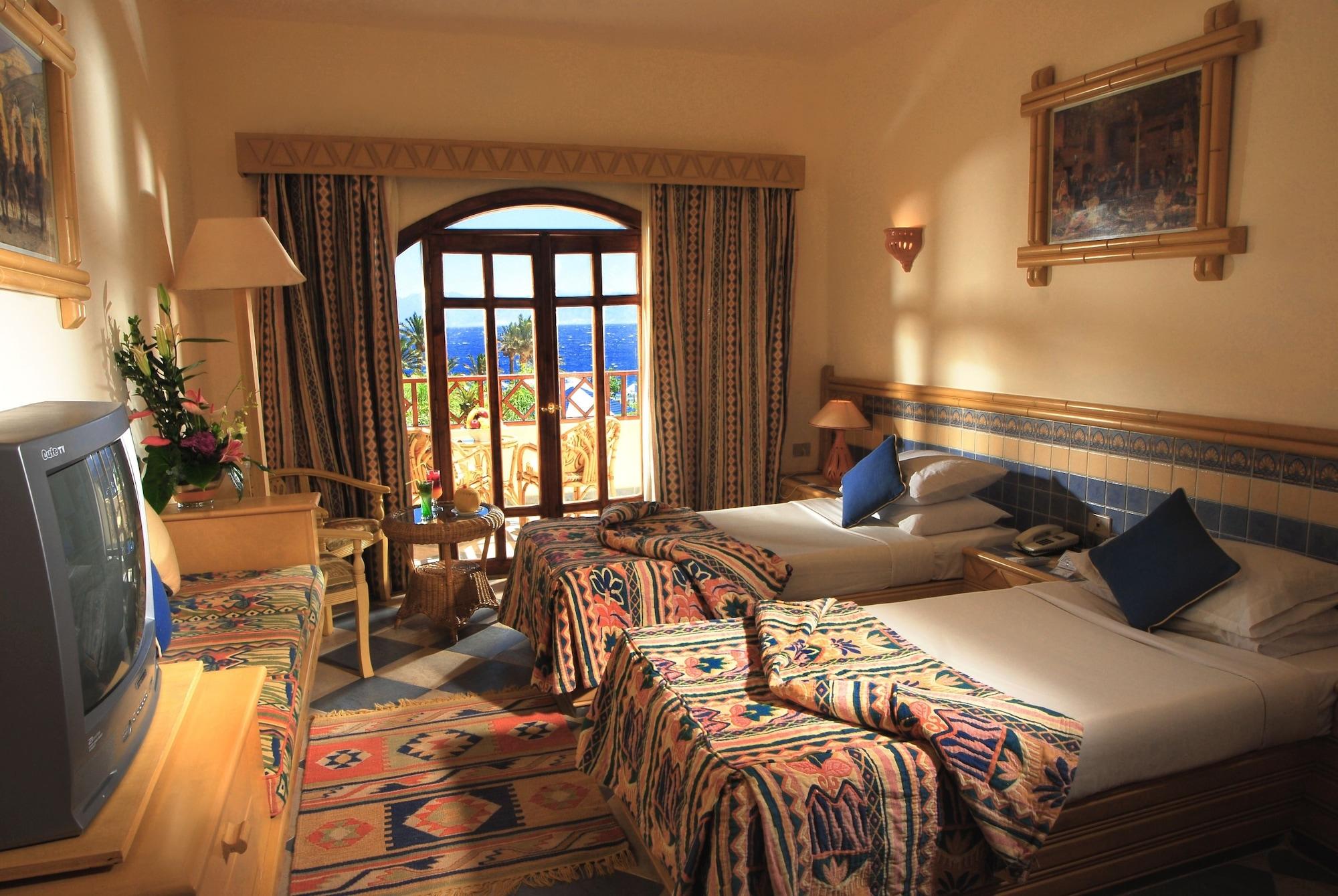Resort Tropitel Oasis