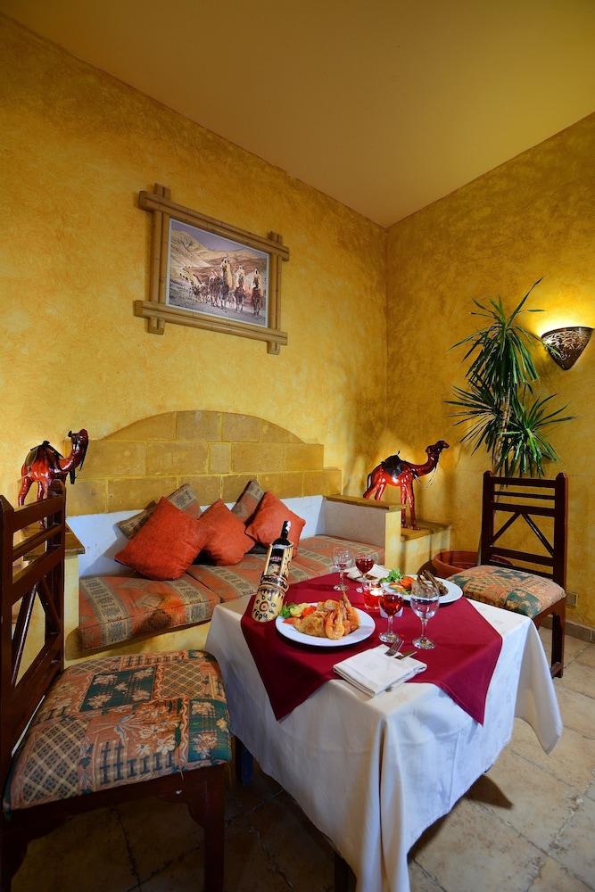 Resort Tropitel Oasis 4*