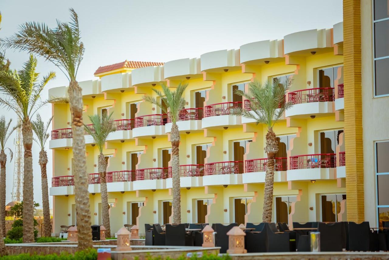 Resort Amarina Queen & Aqua Park 5*