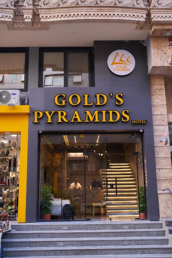 Gold's Pyramids 3*