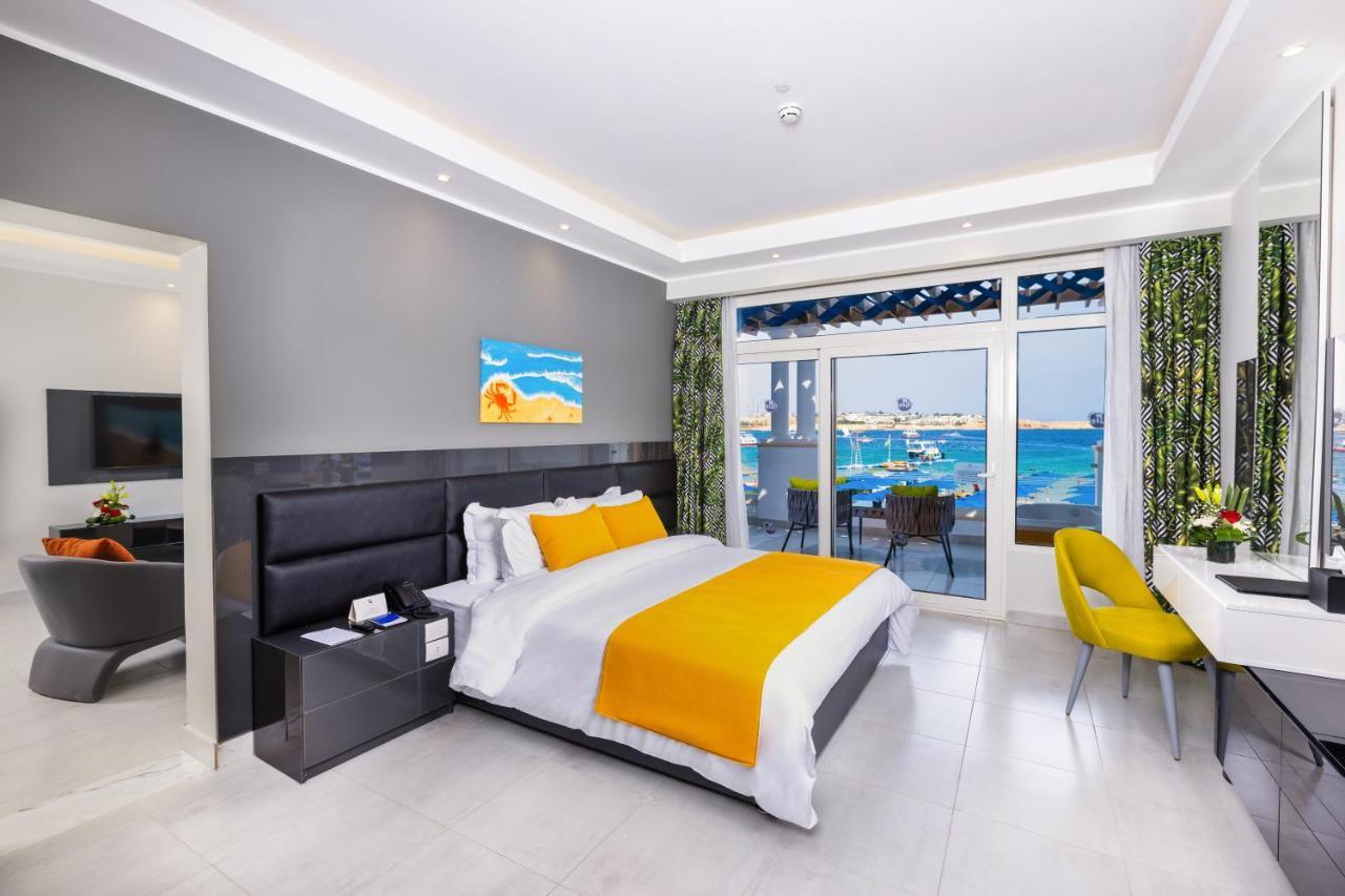 Naama Bay & Sharm el-Sheikh