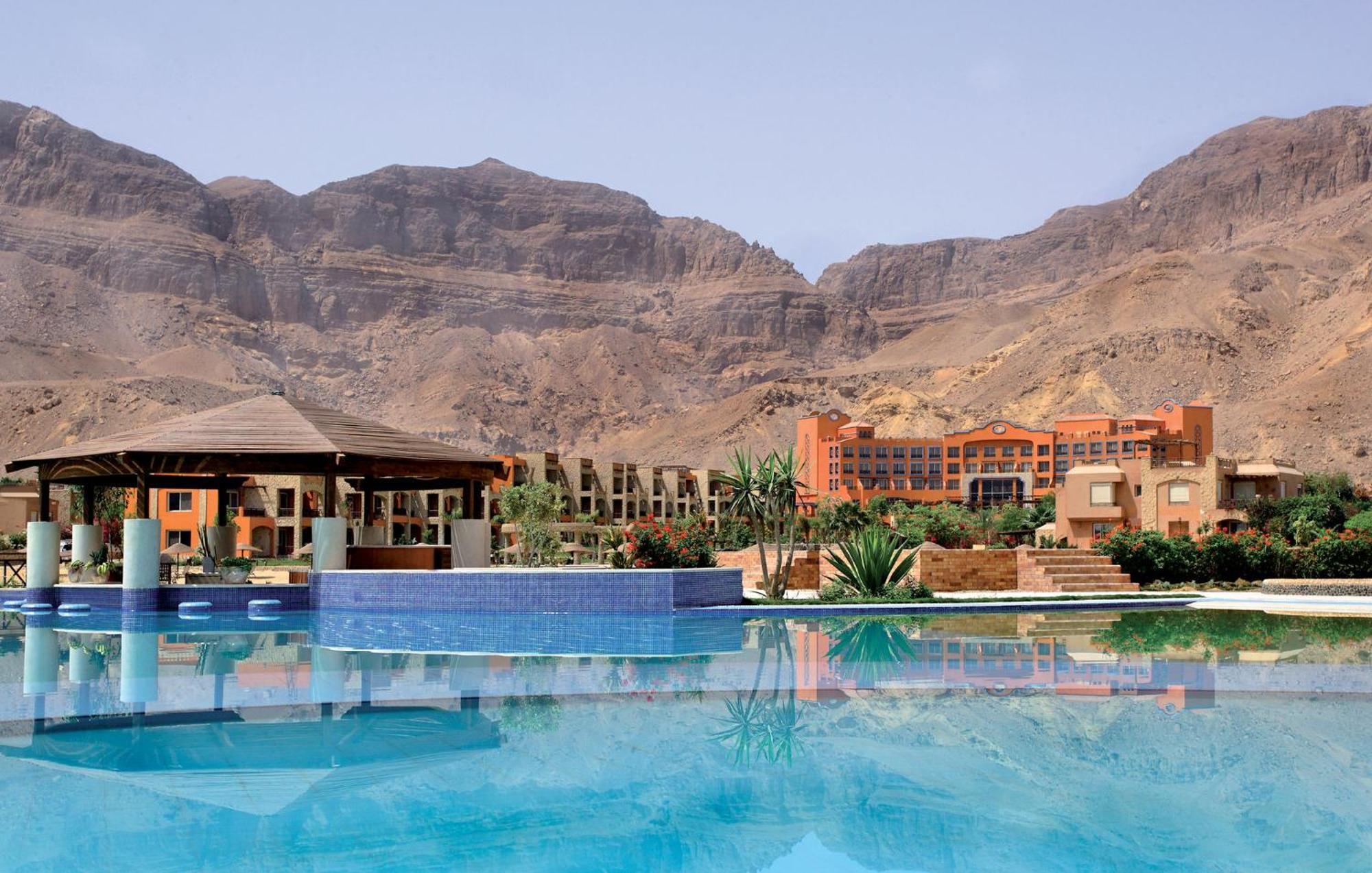 Moevenpick El Sokhna 5*