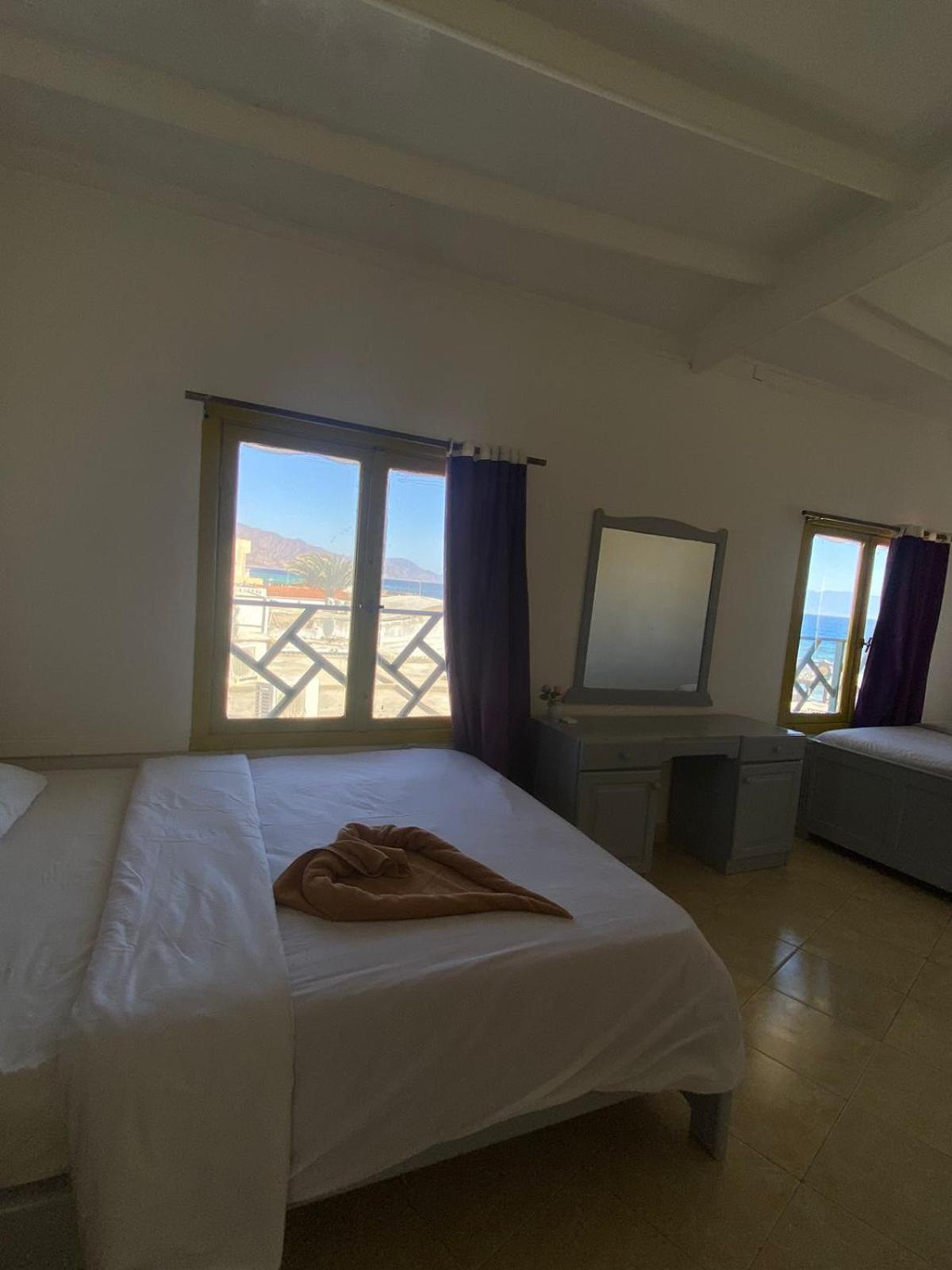 Mirage Village Hostel *
