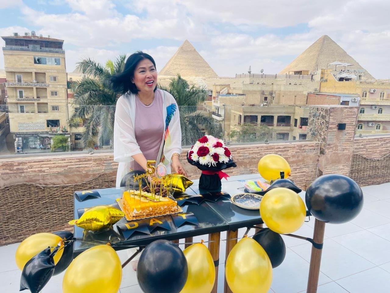 Hotel Pyramids Express View