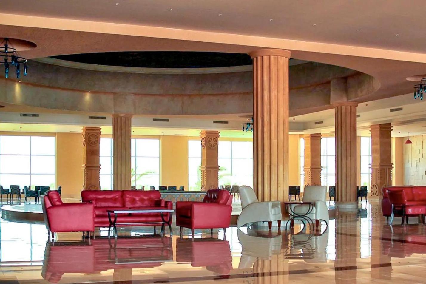 Amarina Queen & Aqua Park Resort